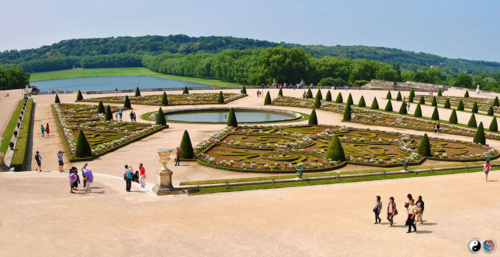 Grădinile și micul Trianon