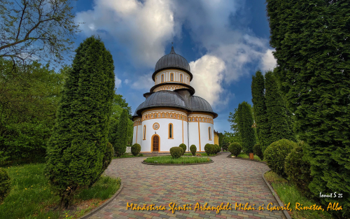 PXL 20250506 142220628