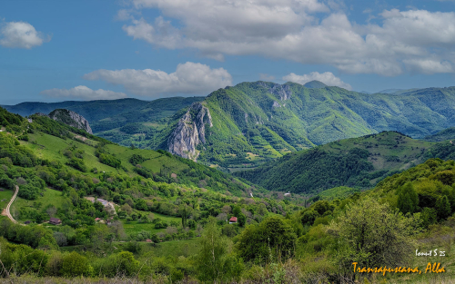 PXL 20250504 130018777.MP2 