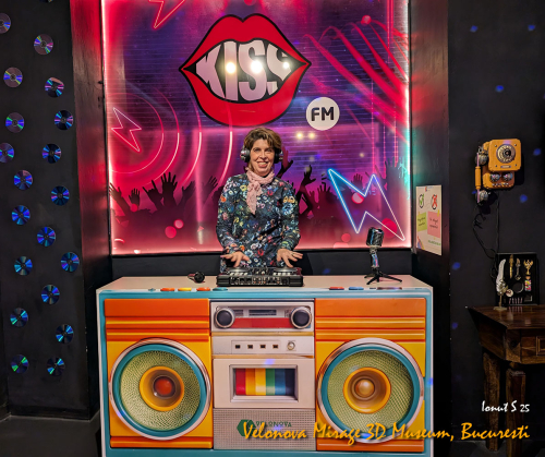 PXL 20251011 084444086.MP 